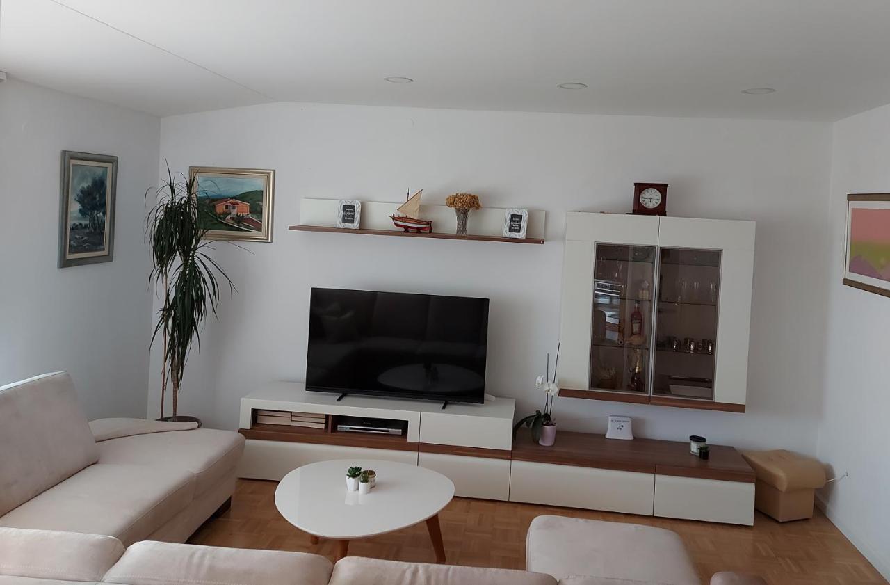Apartman Mb Podstrana Exterior photo